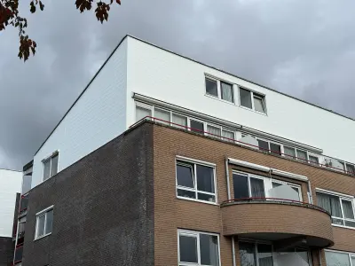 Keralit gevelrenovatie van 400 m² voor een VvE in Hilversum